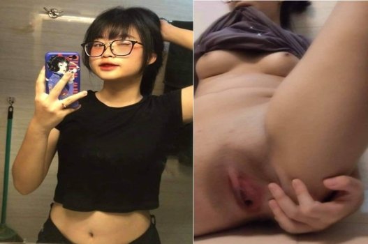 Video sex được quay trong bộ áo dài và kính
