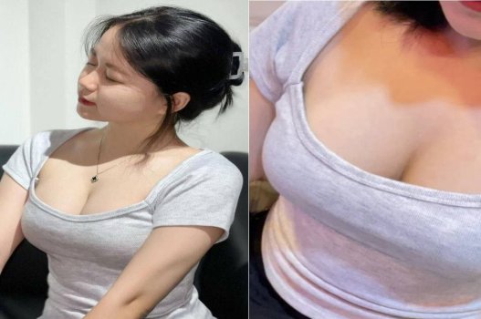 Cô gái học sinh quyến rũ được bạn trai chiều chuộng hết mình